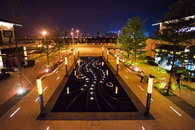 璀璨夜色映照未來 示范區的夜景照明藝術與科技